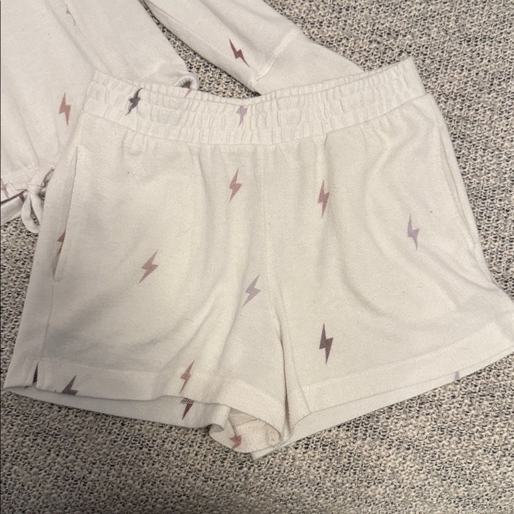 Cozie by Pink Rose Cream Lightning Bolt Lounge Set – Size Medium - Picture 2 of 5